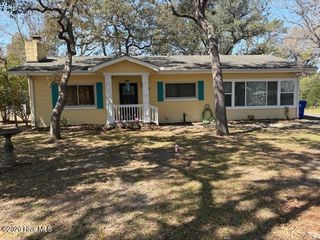 313 Mercer Street, Oak Island, NC 28465