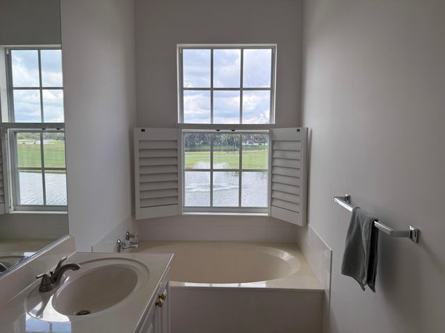 150 Wentworth Court, Jupiter, FL 33458