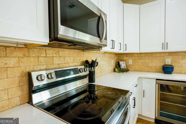 2098 Murry Trail, Morrow, GA 30260