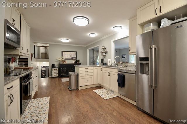 4979 Waw Ban See Drive, Clarkston, MI 48348