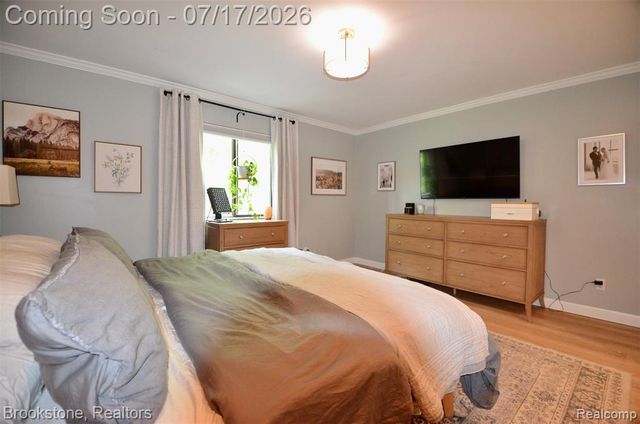 4979 Waw Ban See Drive, Clarkston, MI 48348