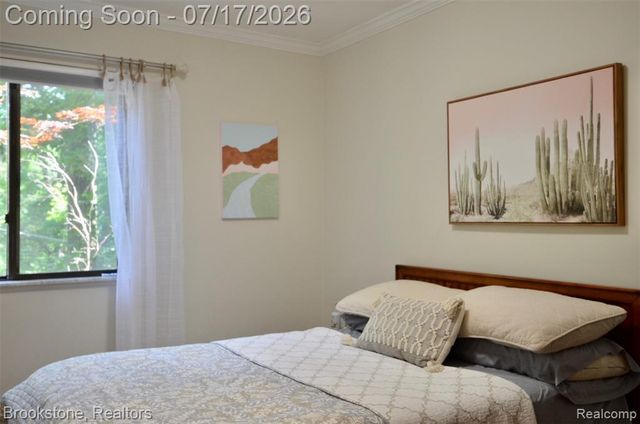 4979 Waw Ban See Drive, Clarkston, MI 48348