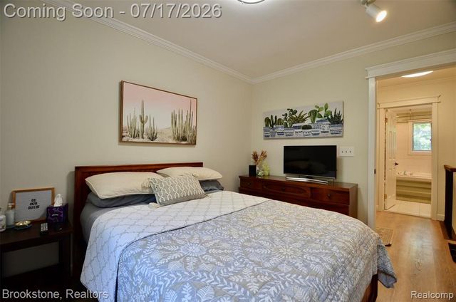 4979 Waw Ban See Drive, Clarkston, MI 48348