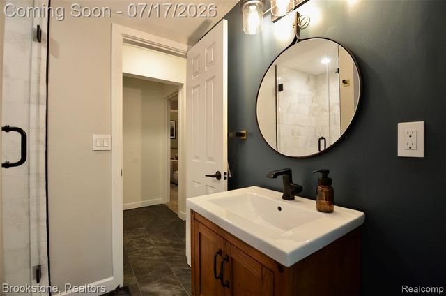 4979 Waw Ban See Drive, Clarkston, MI 48348