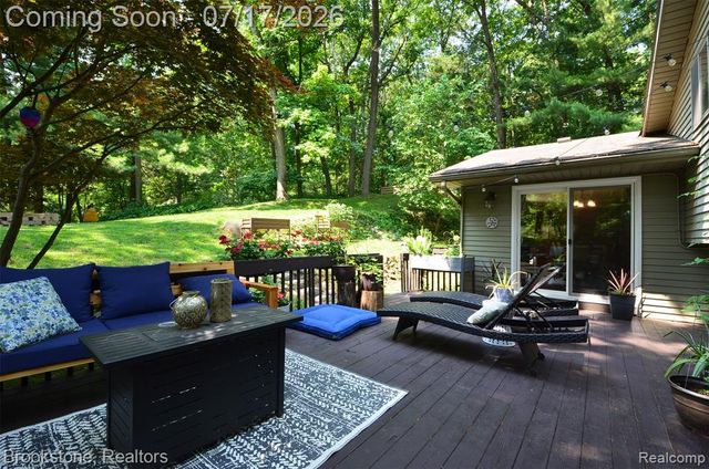 4979 Waw Ban See Drive, Clarkston, MI 48348