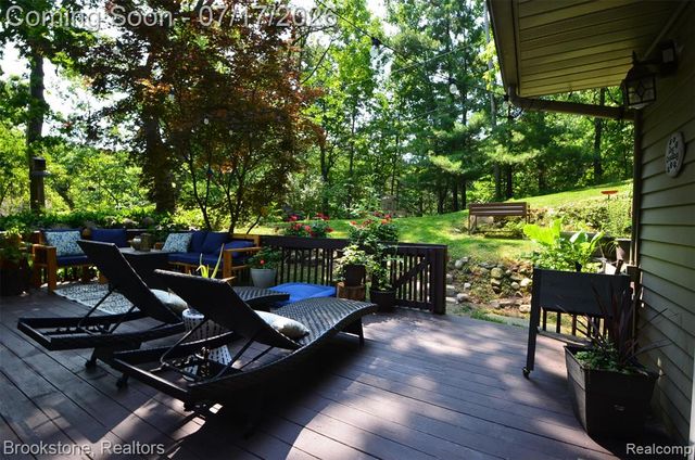 4979 Waw Ban See Drive, Clarkston, MI 48348