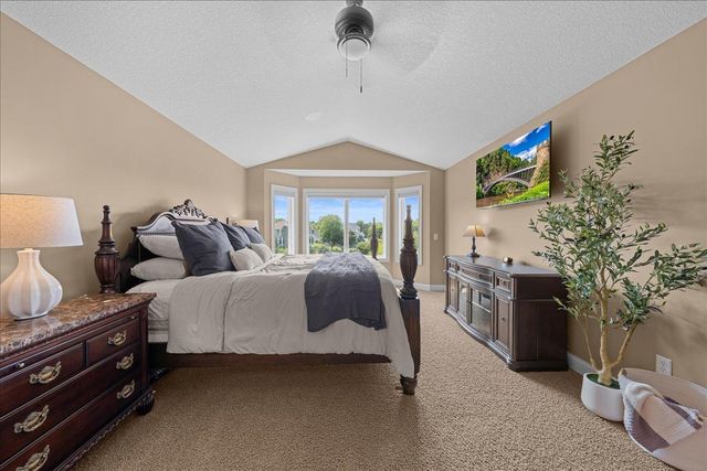 10614 Maple Boulevard, Woodbury, MN 55129