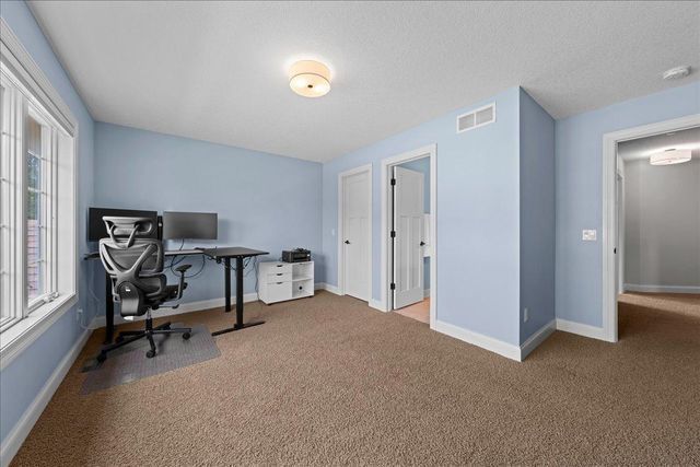10614 Maple Boulevard, Woodbury, MN 55129