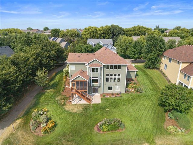 10614 Maple Boulevard, Woodbury, MN 55129