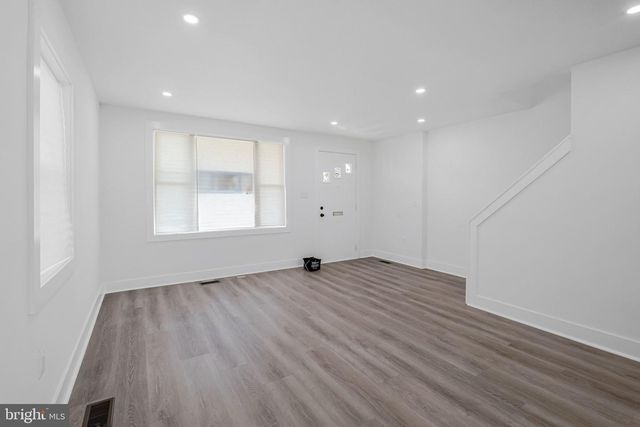 932 SOUTHERN AVE SE, Washington, DC 20032