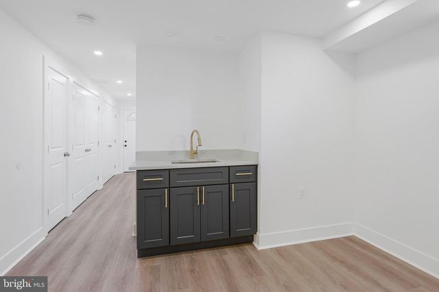 932 SOUTHERN AVE SE, Washington, DC 20032