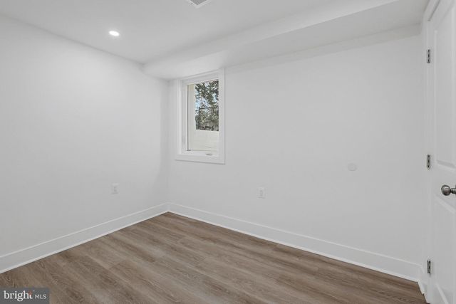 932 SOUTHERN AVE SE, Washington, DC 20032