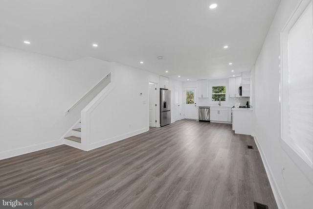 932 SOUTHERN AVE SE, Washington, DC 20032
