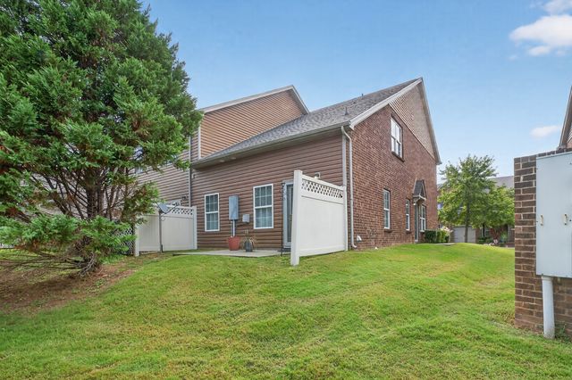 1309 Crown Point Pl, Nashville, TN 37211