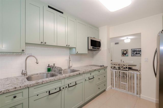 5750 Collins Ave 3J, Miami Beach, FL 33140