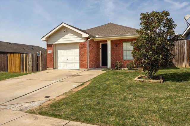 6152 River Cross Drive, Fort Worth, TX 76114