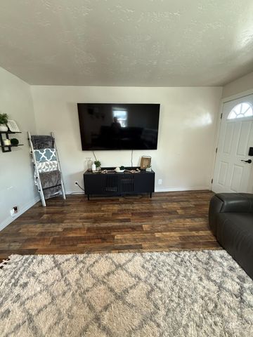 339 Polk St, Twin Falls, ID 83301