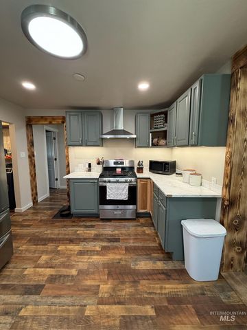 339 Polk St, Twin Falls, ID 83301
