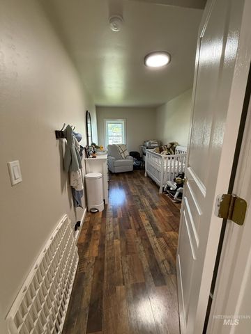 339 Polk St, Twin Falls, ID 83301