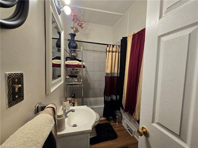 819 W Sprague Street, Winston-salem, NC 27127