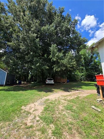 819 W Sprague Street, Winston-salem, NC 27127