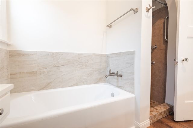 8930 S Hobart Blvd, Los Angeles, CA 90047