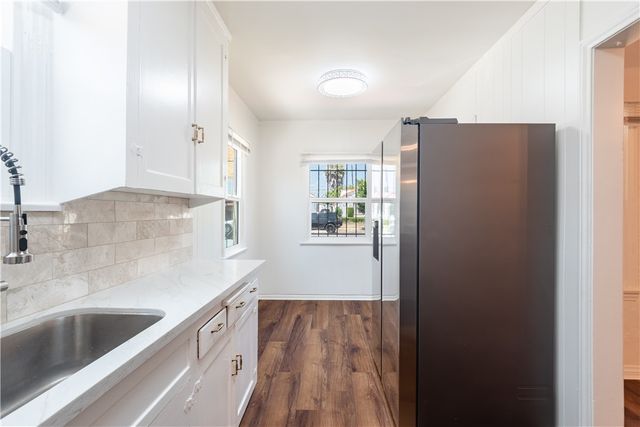 8930 S Hobart Blvd, Los Angeles, CA 90047