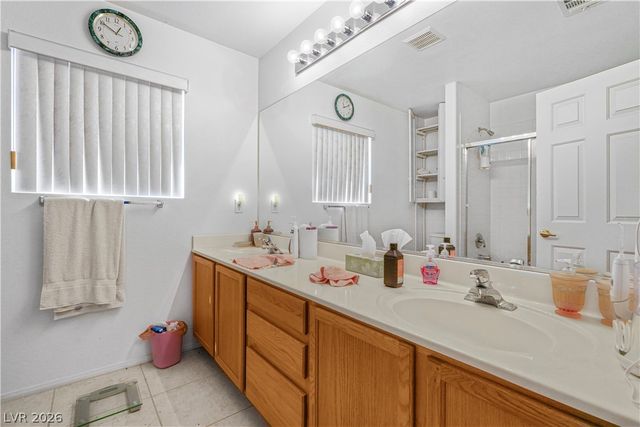 815 Roaring Falls Avenue, Henderson, NV 89052