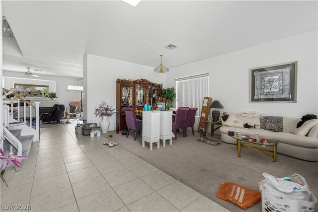 815 Roaring Falls Avenue, Henderson, NV 89052