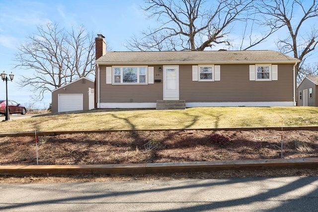 39 Dixie Terrace, Chicopee, MA 01020