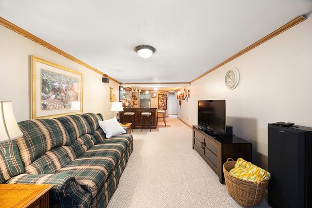 39 Dixie Terrace, Chicopee, MA 01020