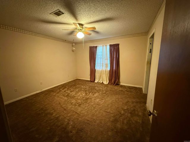 1406 Ridgway Road, Pine Bluff, AR 71603