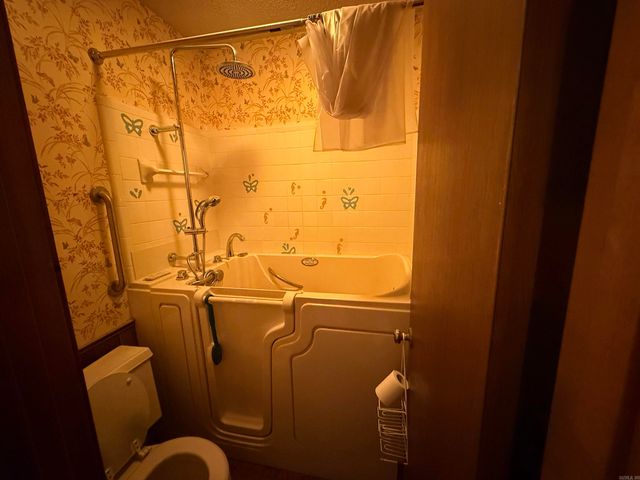 1406 Ridgway Road, Pine Bluff, AR 71603