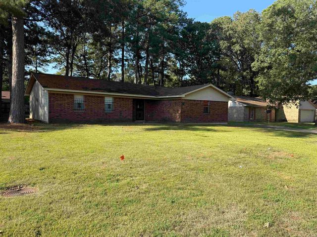 1406 Ridgway Road, Pine Bluff, AR 71603