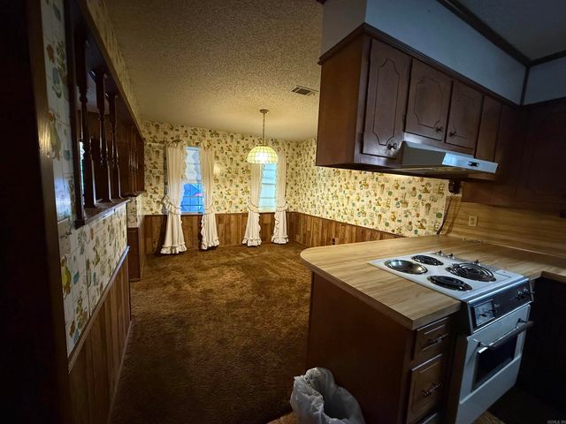 1406 Ridgway Road, Pine Bluff, AR 71603