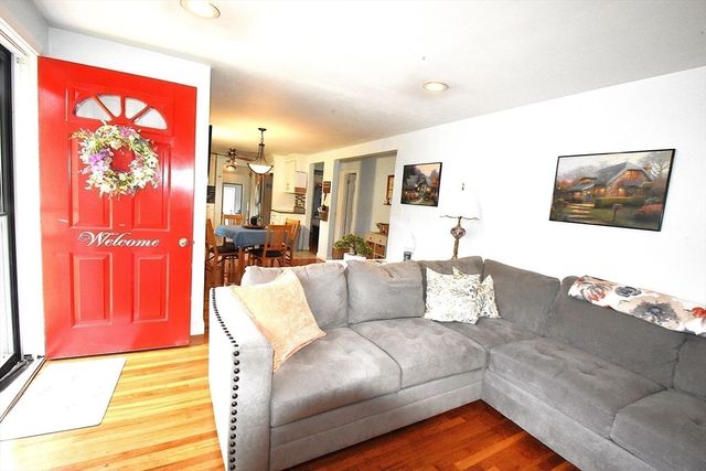 49 Parramatta Road, Beverly, MA 01915