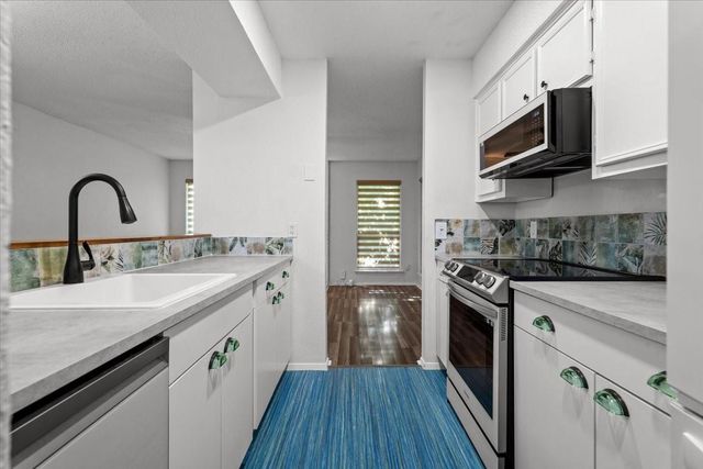 10616 Mellow Meadow Drive 28C, Austin, TX 78750