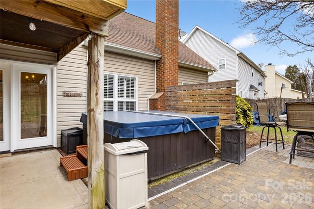 12238 Taos Court, Charlotte, NC 28277