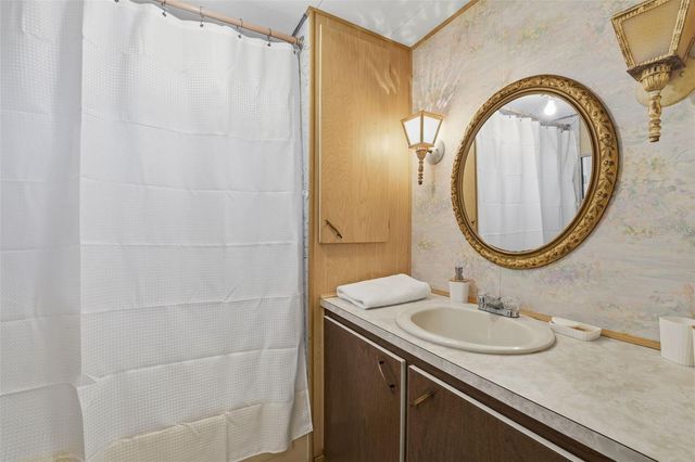 4850 BRAE BURN AVENUE, Sarasota, FL 34234