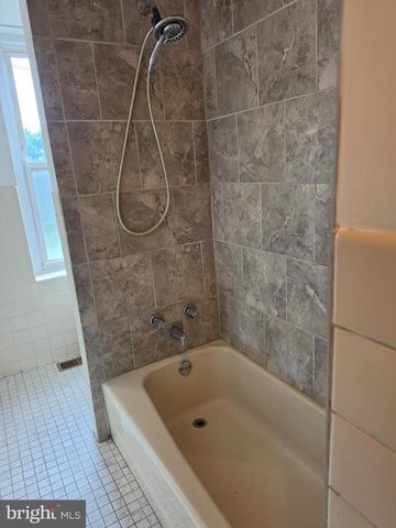 102 CHAIN ST, Norristown, PA 19401