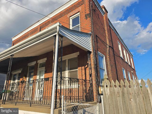 102 CHAIN ST, Norristown, PA 19401