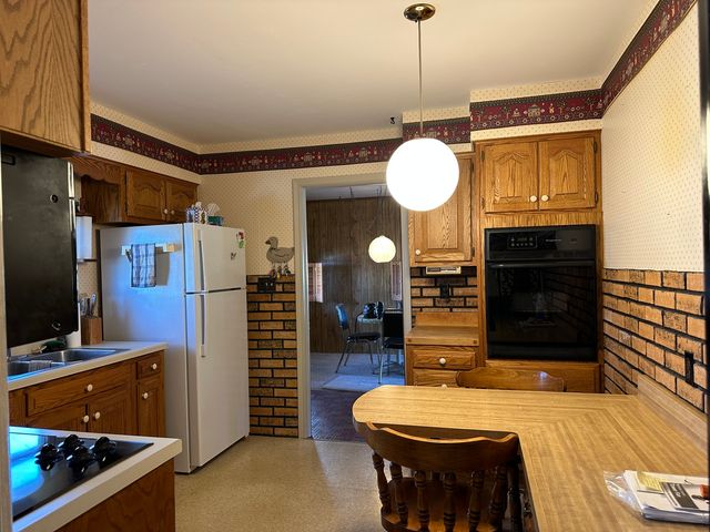 505 S Jackson Street, Morrison, IL 61270