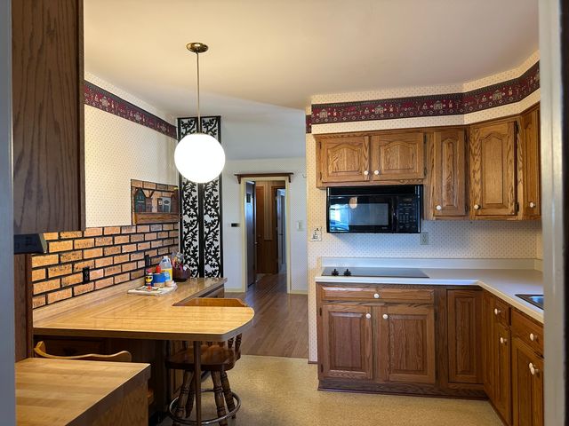 505 S Jackson Street, Morrison, IL 61270