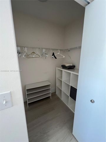 18800 NE 29th Avenue PH25, Aventura, FL 33180