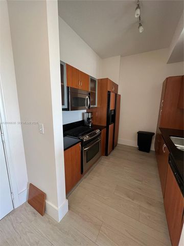 18800 NE 29th Avenue PH25, Aventura, FL 33180