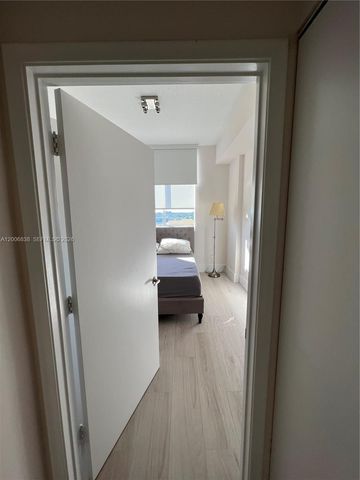 18800 NE 29th Avenue PH25, Aventura, FL 33180