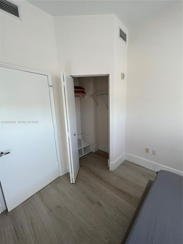 18800 NE 29th Avenue PH25, Aventura, FL 33180
