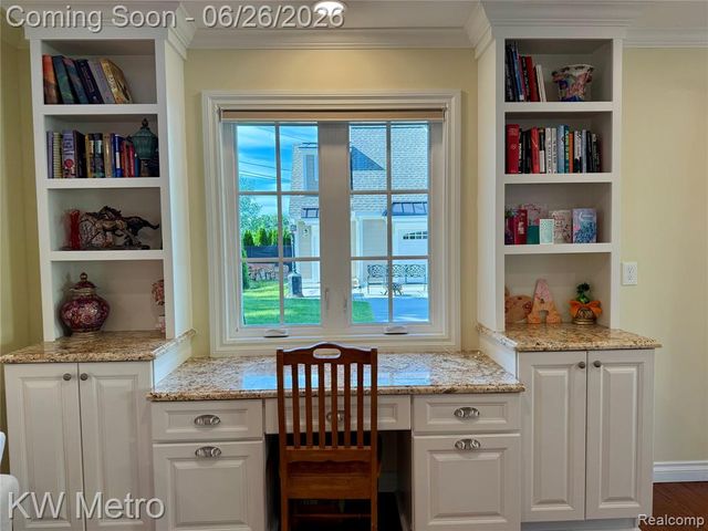 2175 Fairway Drive, Birmingham, MI 48009