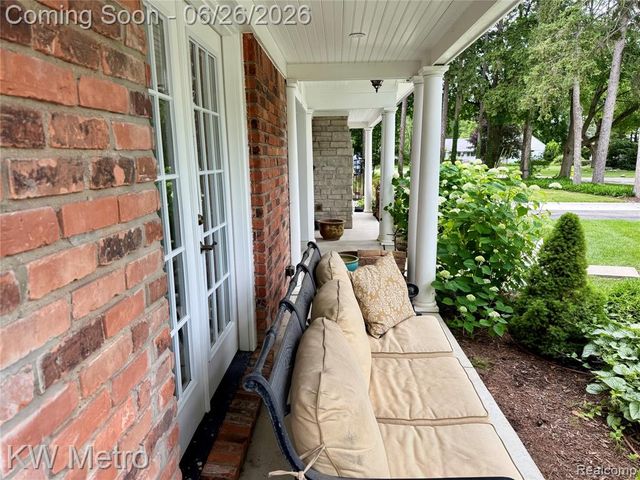 2175 Fairway Drive, Birmingham, MI 48009