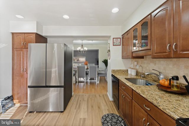 11 BRIARSTONE LN, Gaithersburg, MD 20877